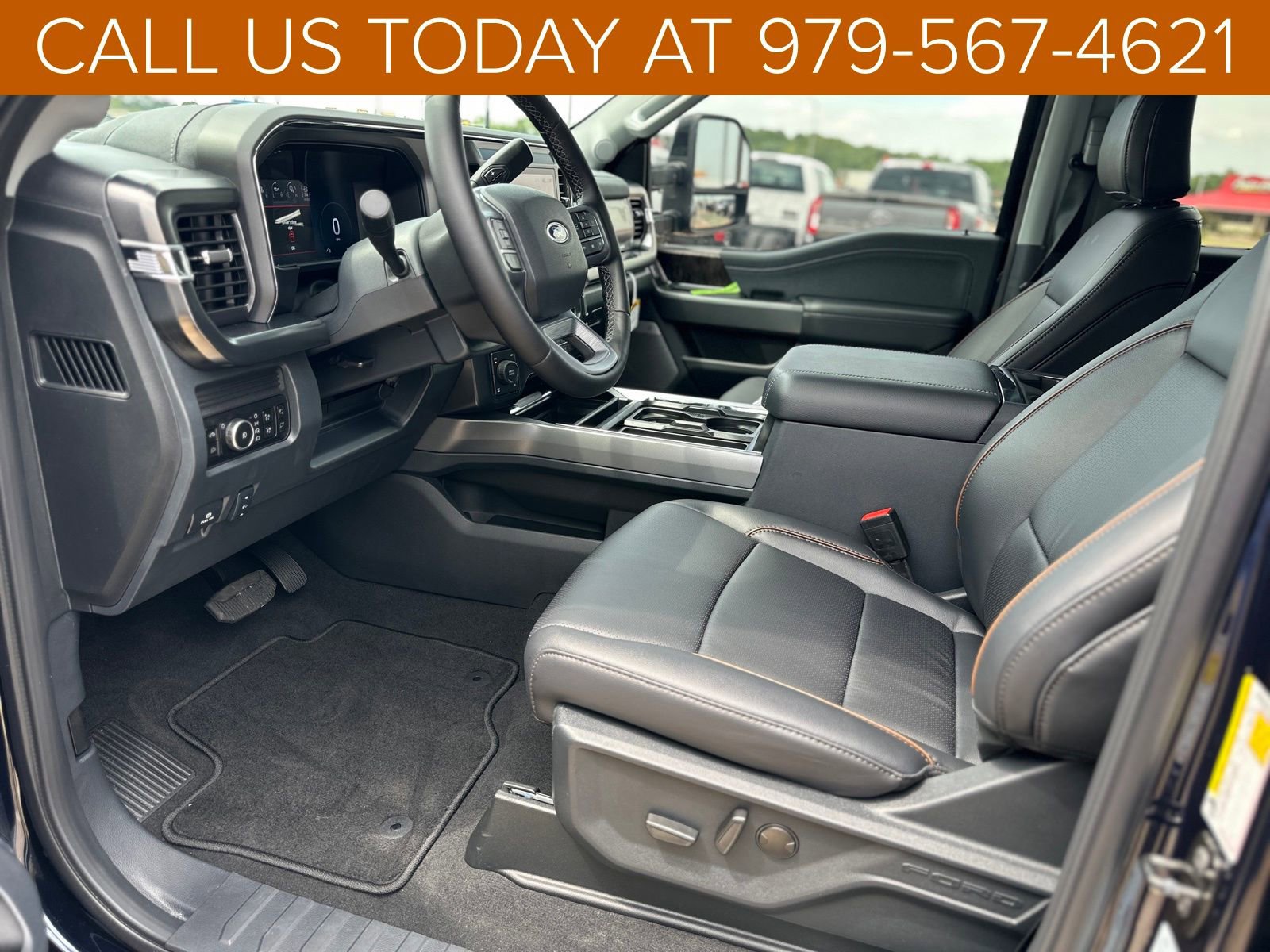 New 2025 Ford F250 Lariat w/ FX4 Off-Road Package image 34