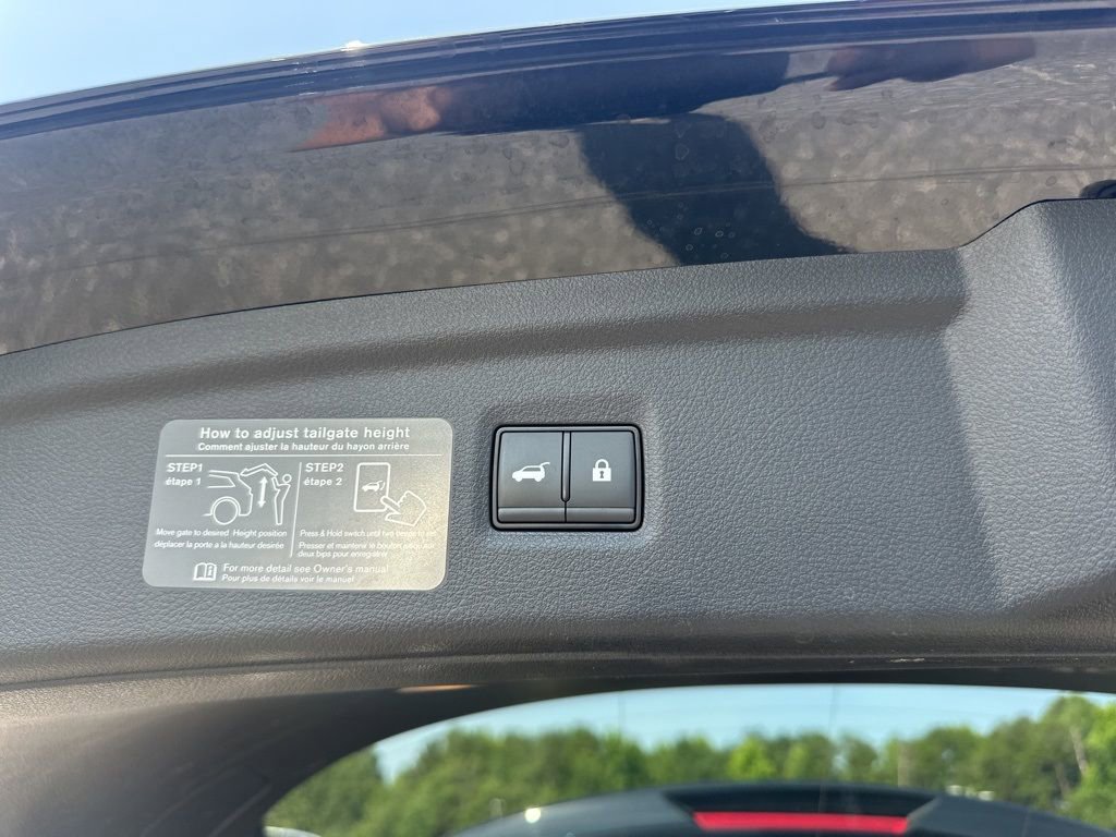 Used 2024 INFINITI QX50 Sensory w/ Accent Package image 31