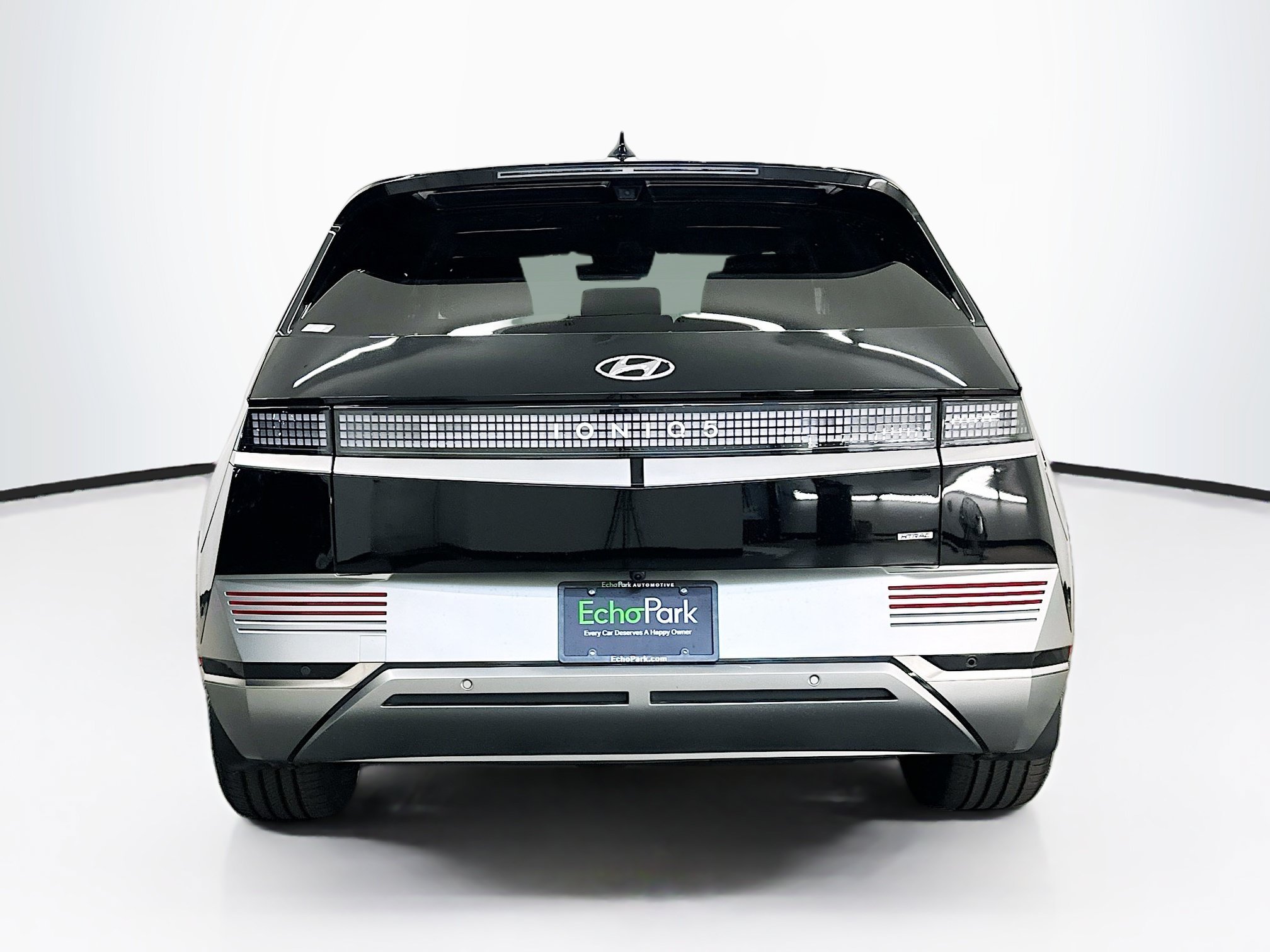 Used 2024 Hyundai Ioniq 5 Limited AWD/4WD image 7