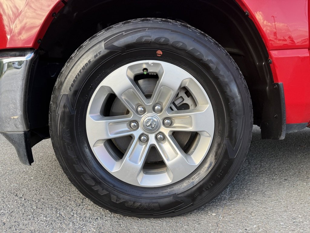 Used 2024 RAM 1500 Laramie image 11