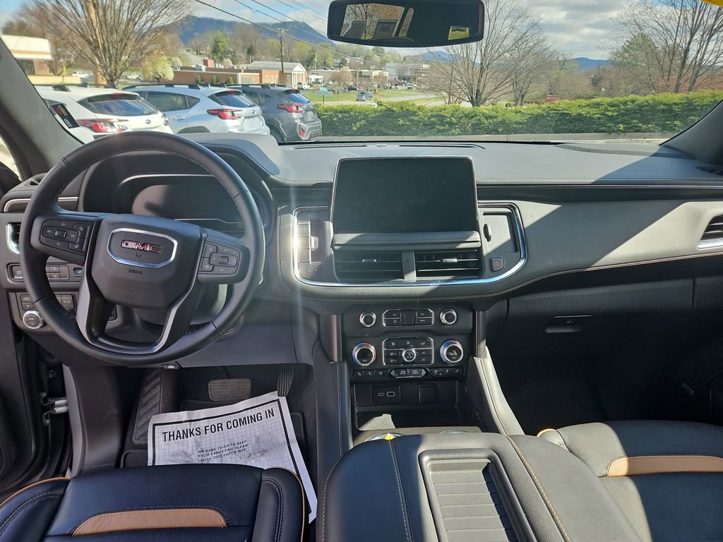 Used 2024 GMC Yukon XL AT4 w/ AT4 Premium Plus Package image 13