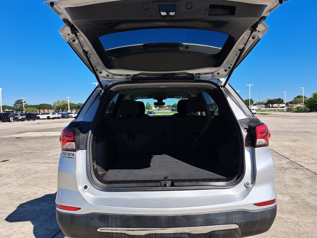 Used 2022 Chevrolet Equinox LT FWD image 23