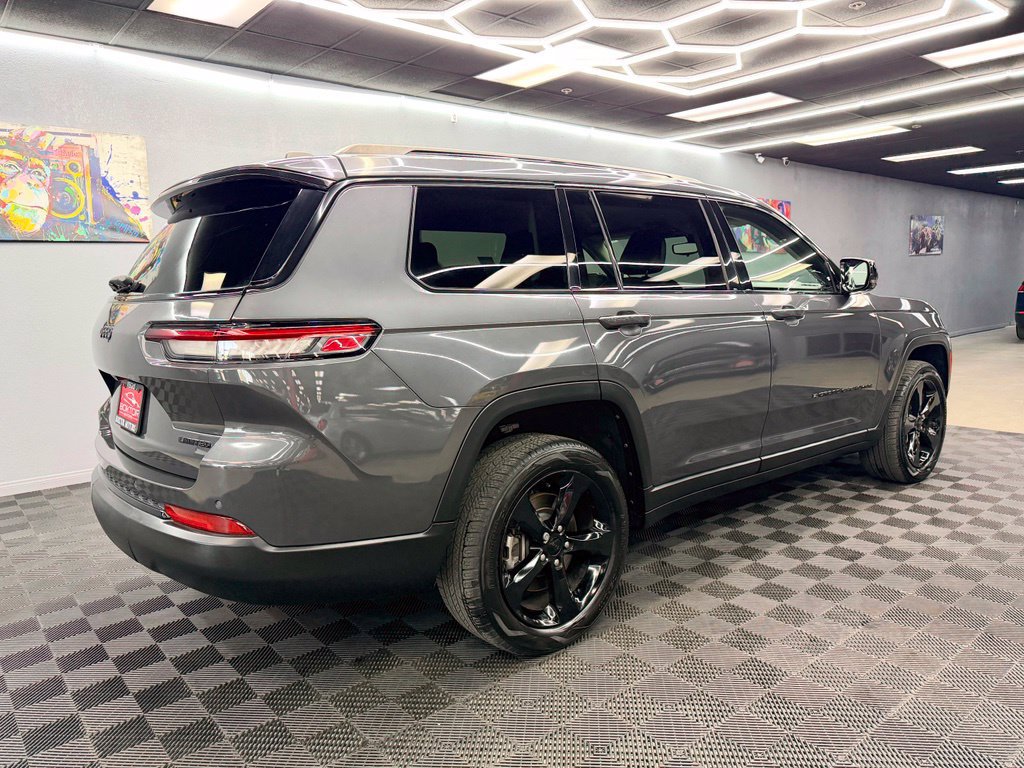 Used 2022 Jeep Grand Cherokee L Limited w/ Black Appearance Package RWD image 15