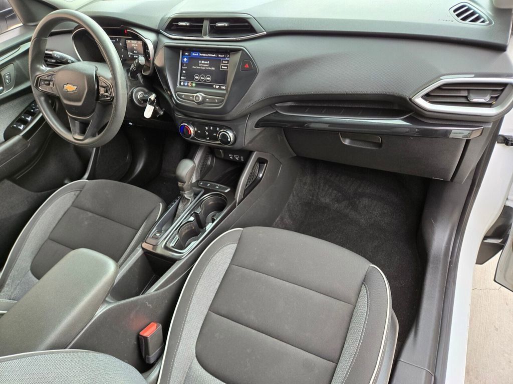 Used 2023 Chevrolet TrailBlazer LS image 20