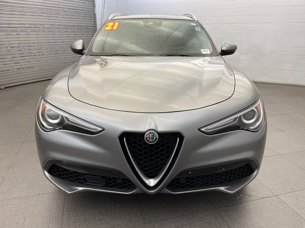 Used 2021 Alfa Romeo Stelvio Ti image 11