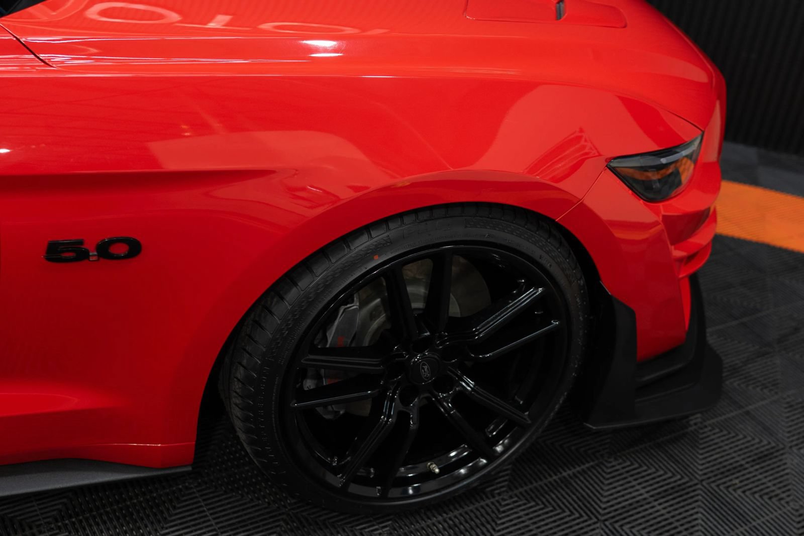 Used 2016 Ford Mustang GT Premium w/ GT Performance Package RWD image 16