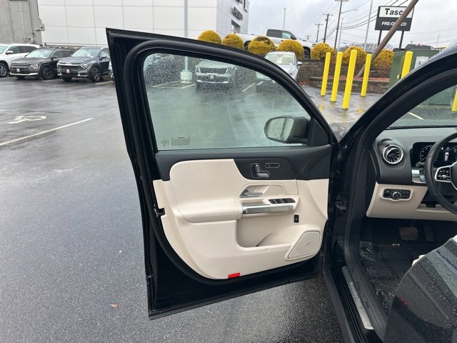 Used 2023 Mercedes-Benz GLB 250 GLB 250 image 28