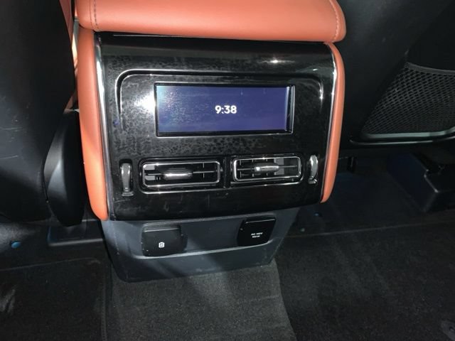 Used 2025 Lincoln Aviator Reserve w/ Illumination Package AWD/4WD image 6
