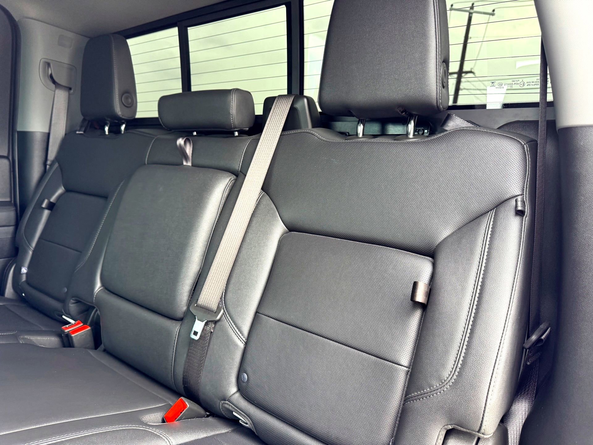 Used 2025 Chevrolet Silverado 2500 LTZ w/ LTZ Convenience Package image 18
