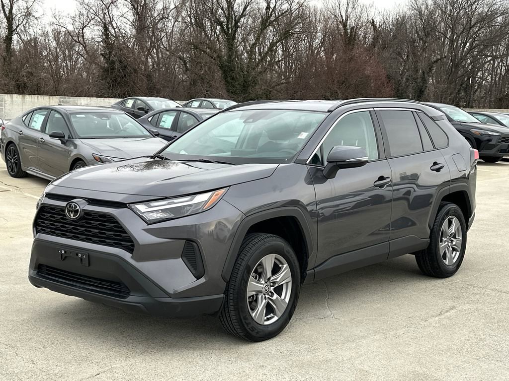 Used 2024 Toyota RAV4 XLE image 2