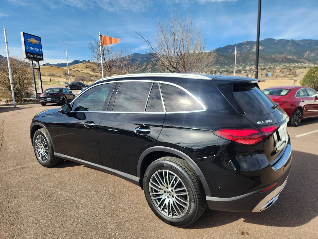 Used 2026 Mercedes-Benz GLC 300 4MATIC image 5