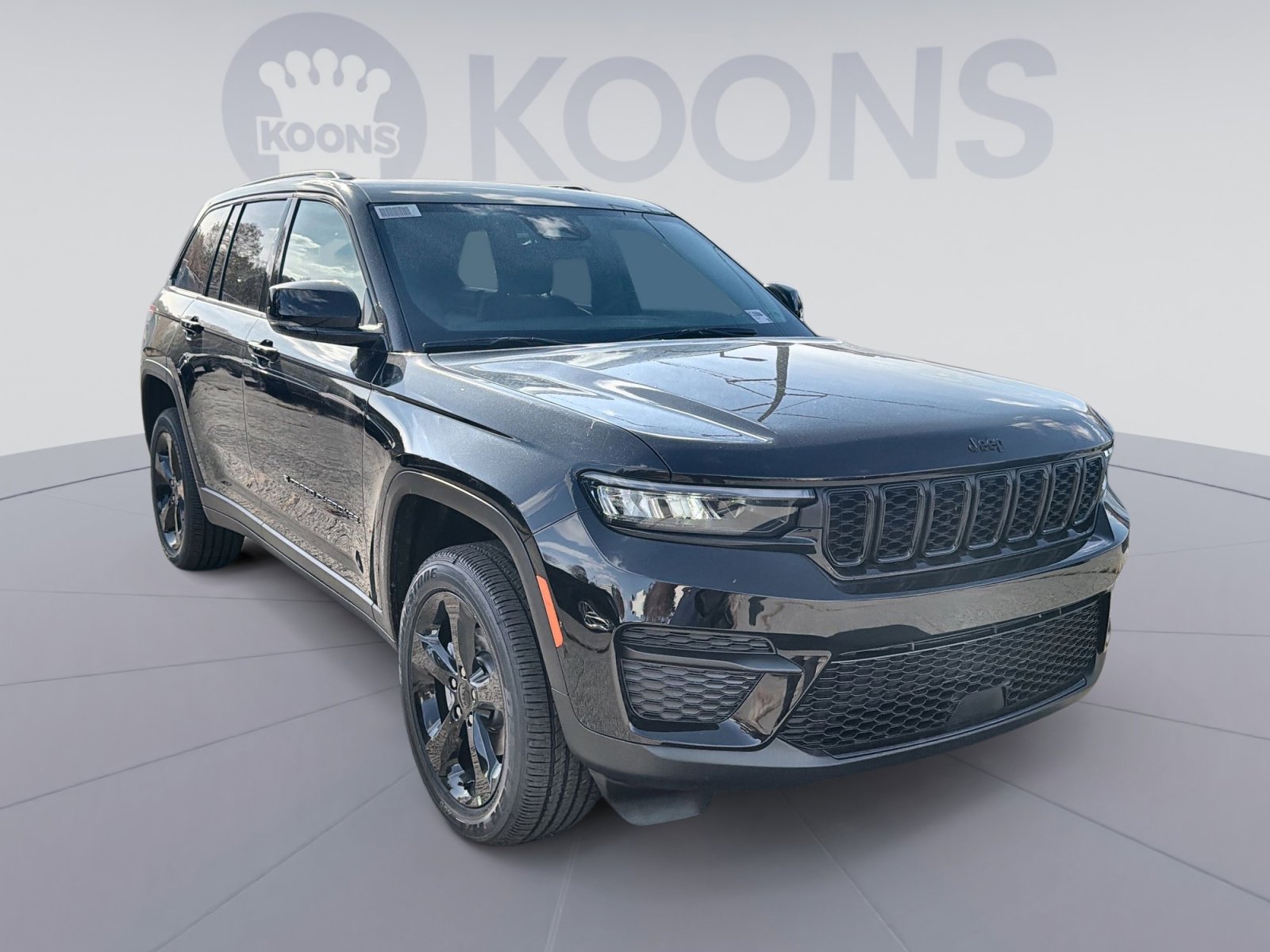 New 2025 Jeep Grand Cherokee Laredo image 10