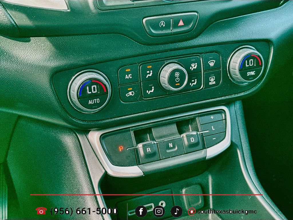 Used 2024 GMC Terrain SLE w/ Driver Convenience Package FWD image 18
