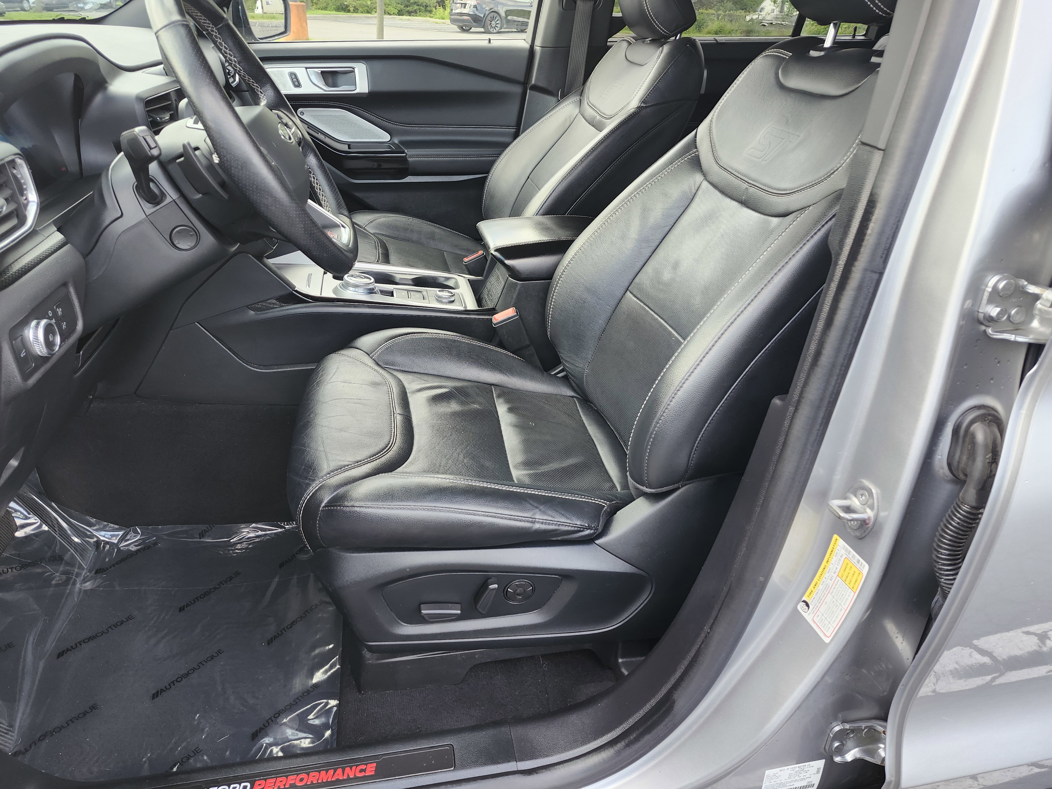 Used 2022 Ford Explorer ST w/ Equipment Group 401A AWD/4WD image 27