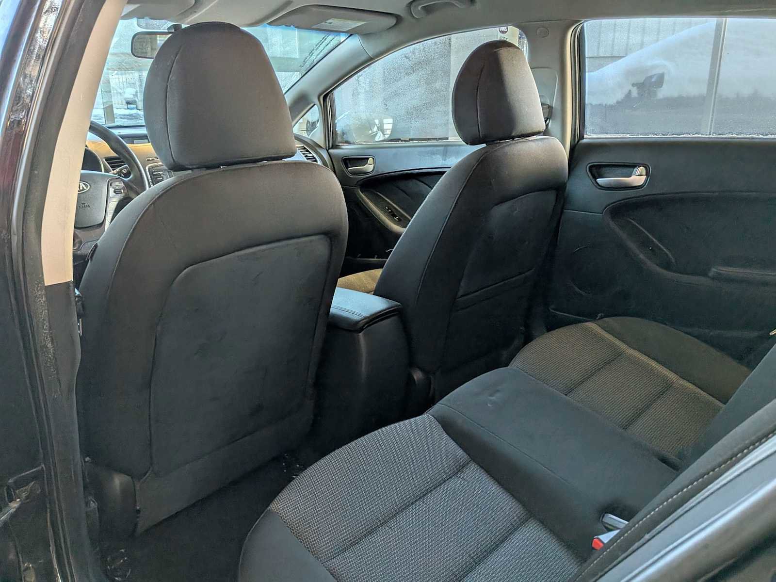 Used 2017 Kia Forte LX image 14