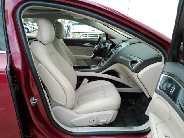 Used 2019 Lincoln MKZ Reserve w/ Reserve Plus Package image 23