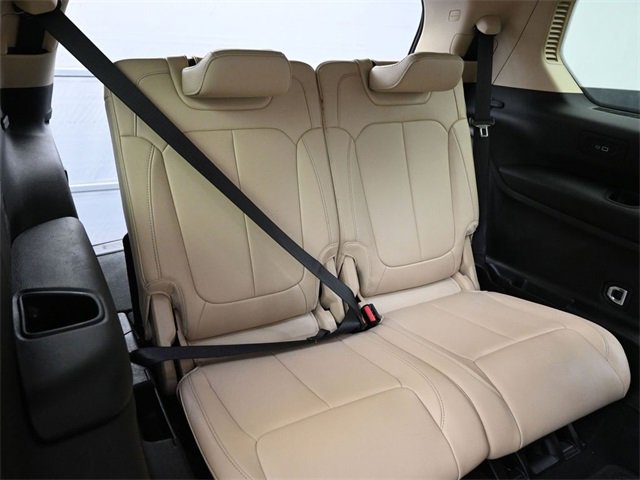 Used 2022 Jeep Grand Cherokee L Limited image 24