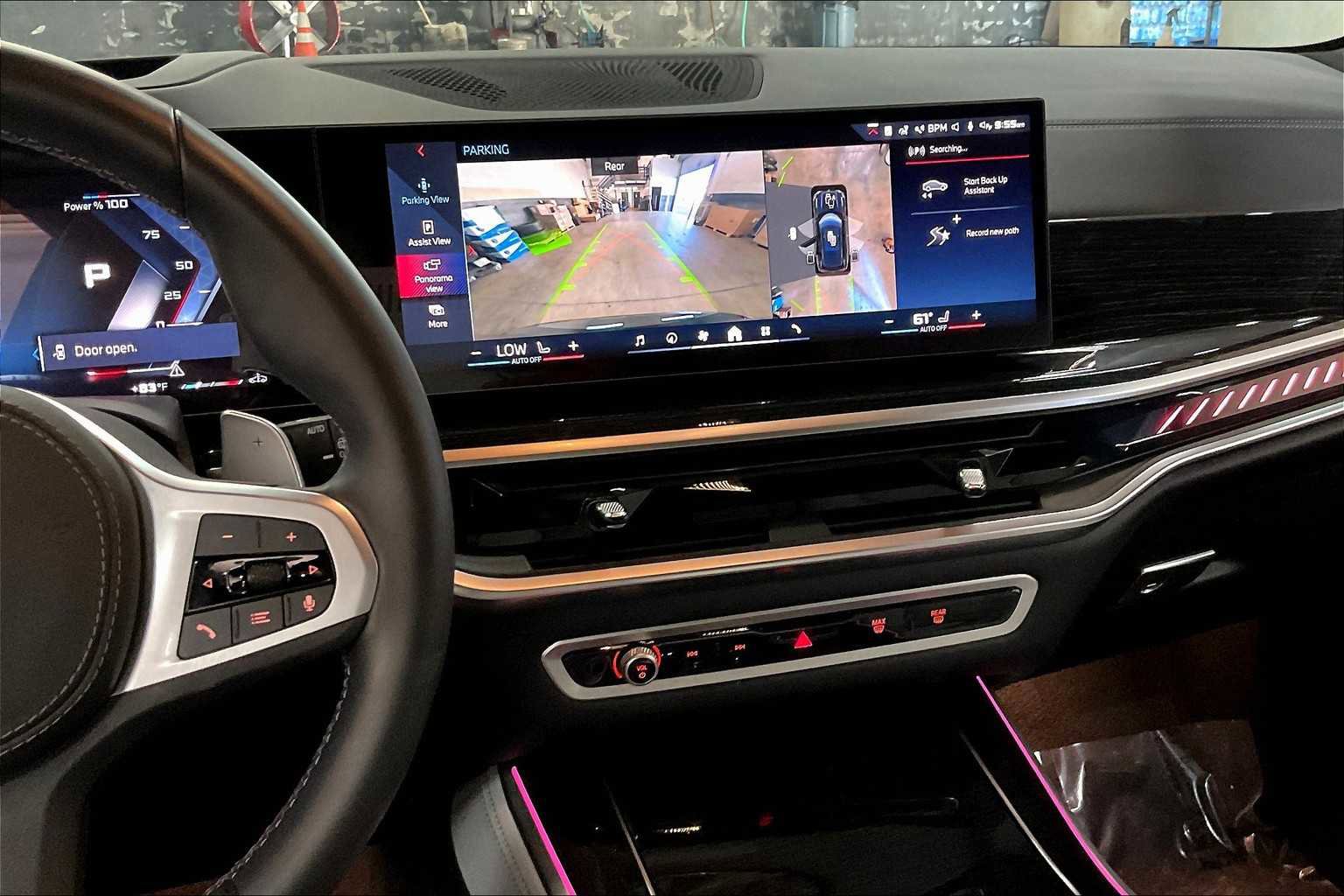 Used 2025 BMW X5 M60i w/ Executive Package image 9