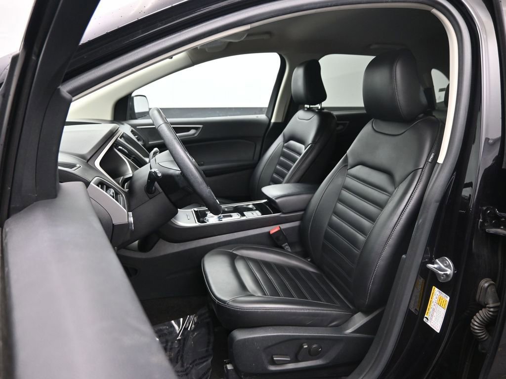 Used 2020 Ford Edge SEL w/ Convenience Package image 23