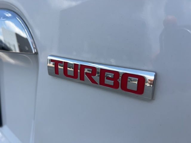 Used 2014 Chevrolet Sonic LTZ FWD image 10