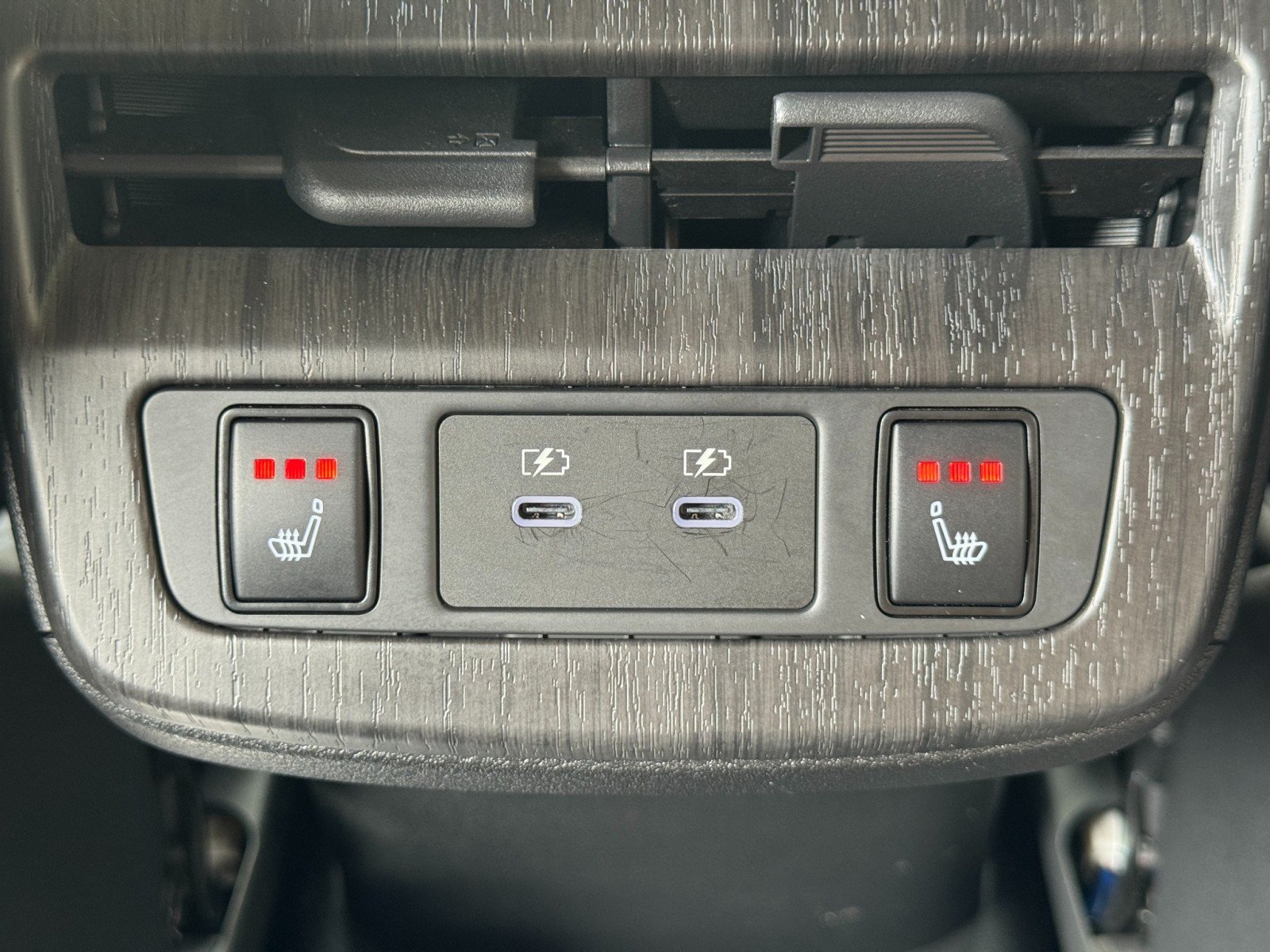 Used 2025 Nissan Ariya FWD image 31