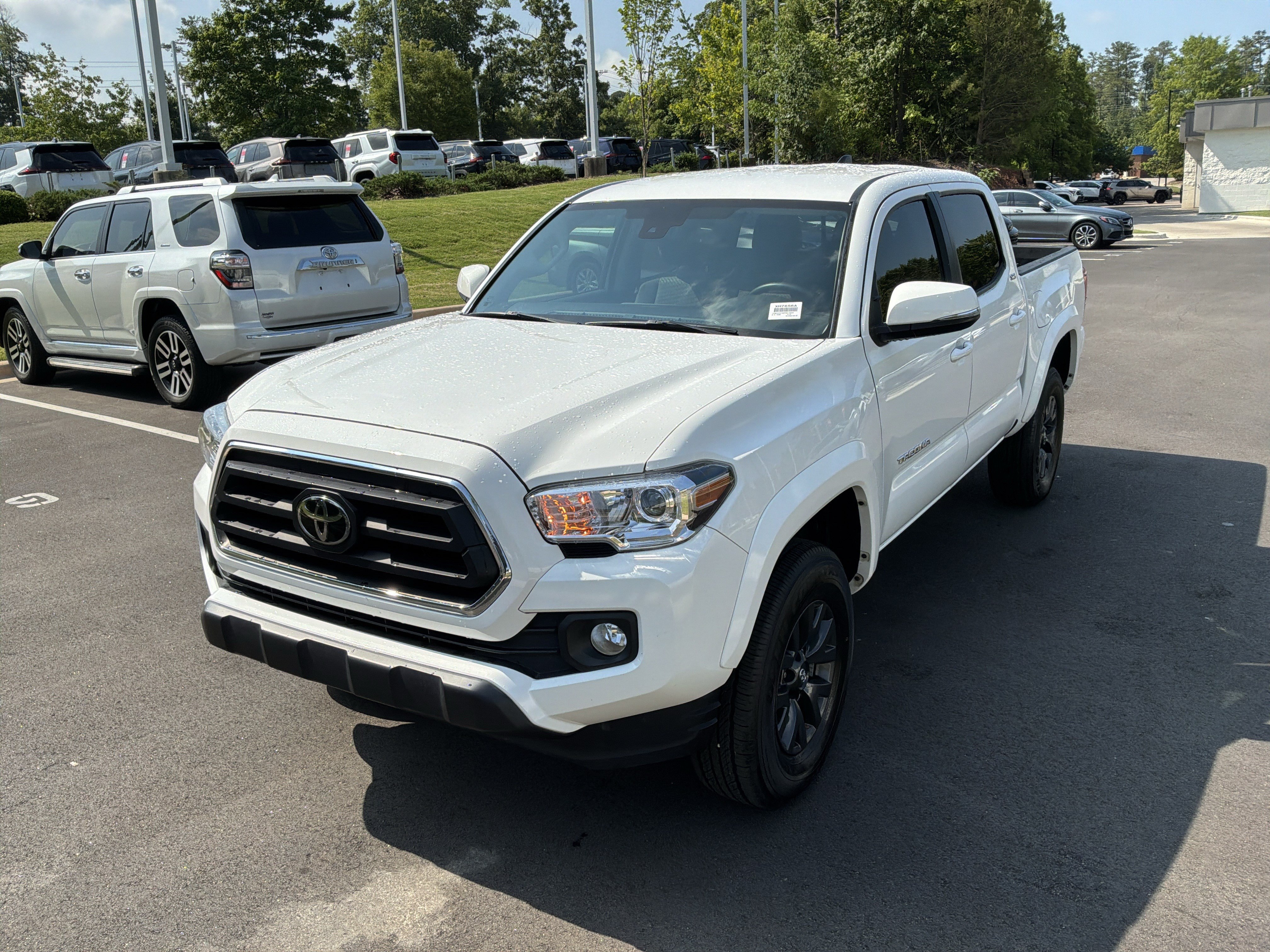 Used 2023 Toyota Tacoma SR5 w/ Technology Package RWD image 5