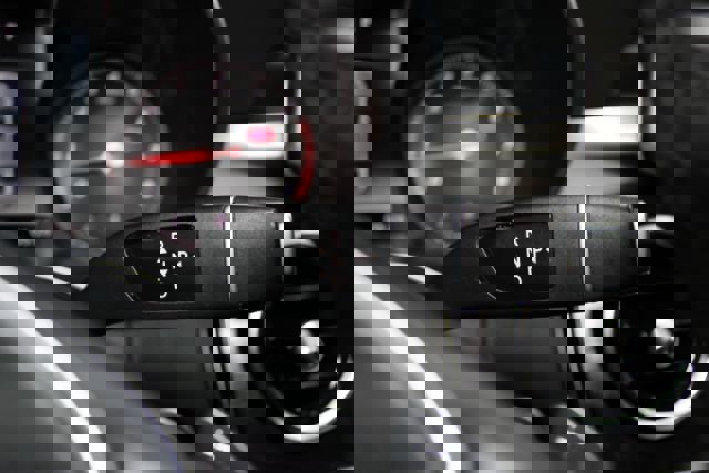 Used 2018 Mercedes-Benz C 300 Sedan w/ Premium Package image 17