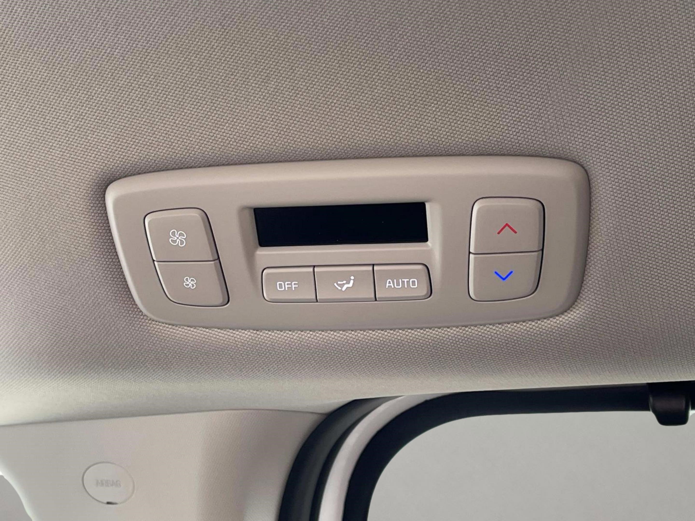 New 2026 Kia Carnival EX image 19
