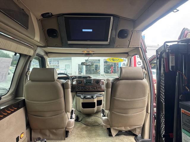 Used 2009 Ford E-250 and Econoline 250 RWD image 35