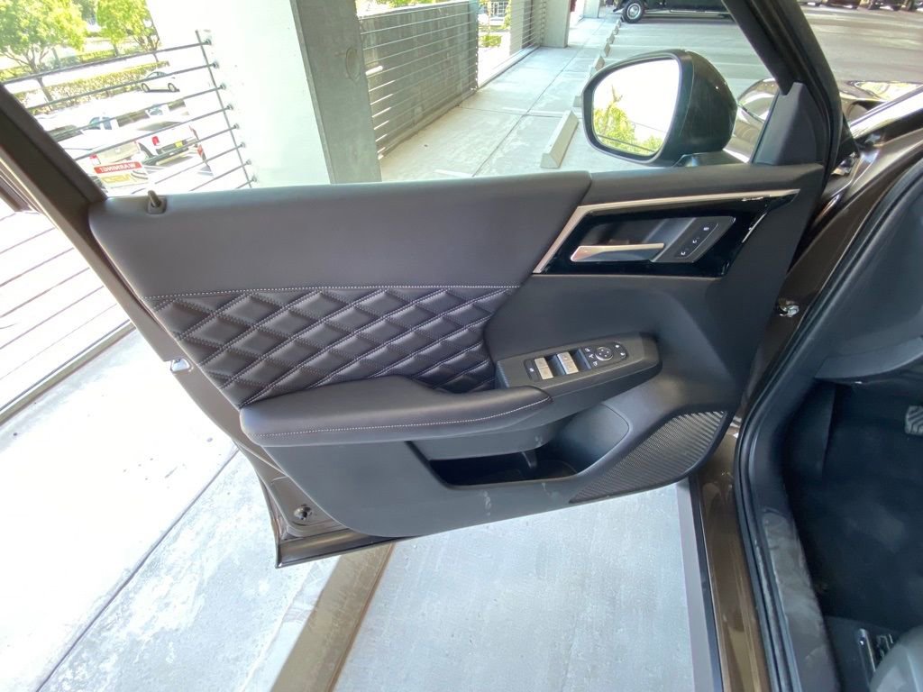 New 2023 Mitsubishi Outlander SEL image 41