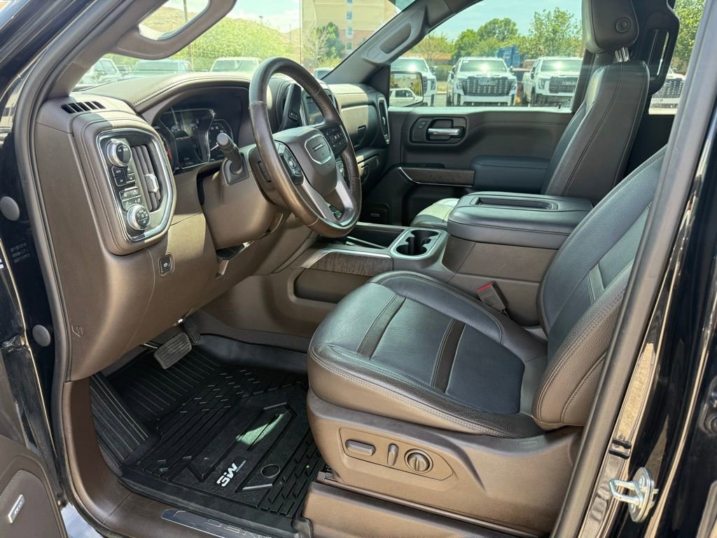 Used 2021 GMC Sierra 1500 Denali w/ Denali Premium Package AWD/4WD image 10