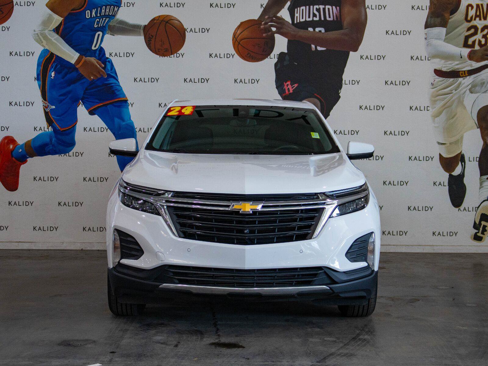 Used 2024 Chevrolet Equinox LT FWD image 19