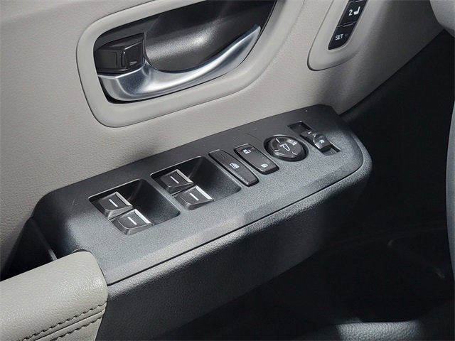 Used 2025 Honda Pilot EX-L image 23