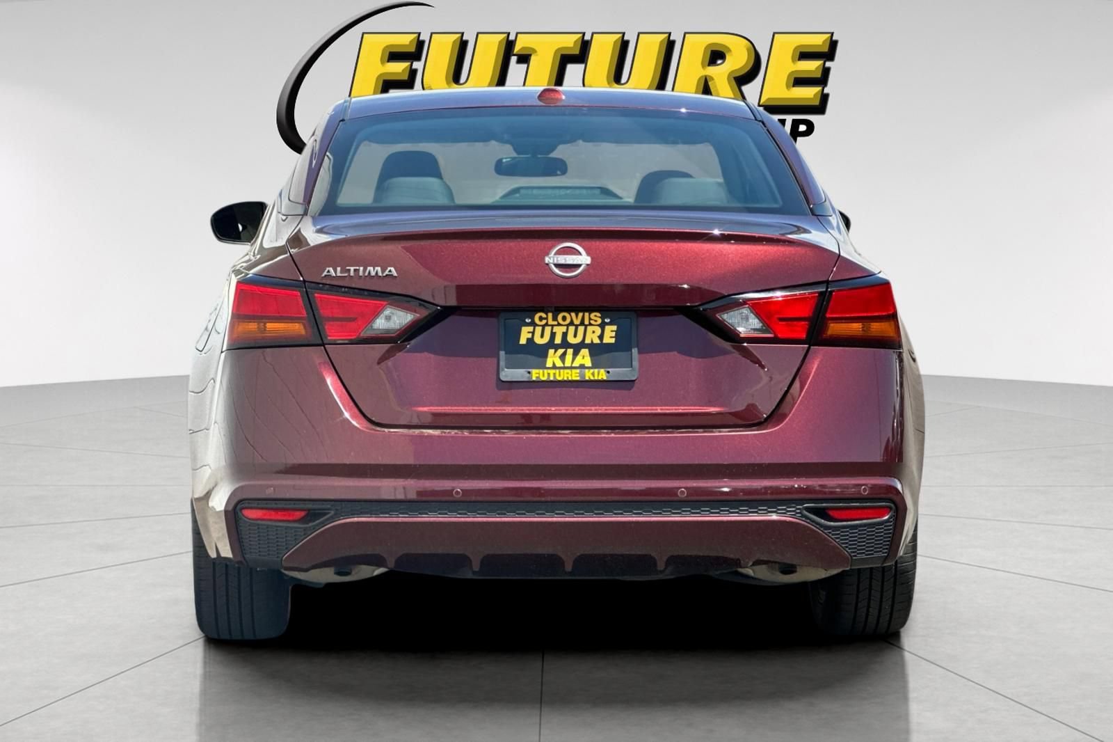 Used 2025 Nissan Altima 2.5 SV FWD image 5