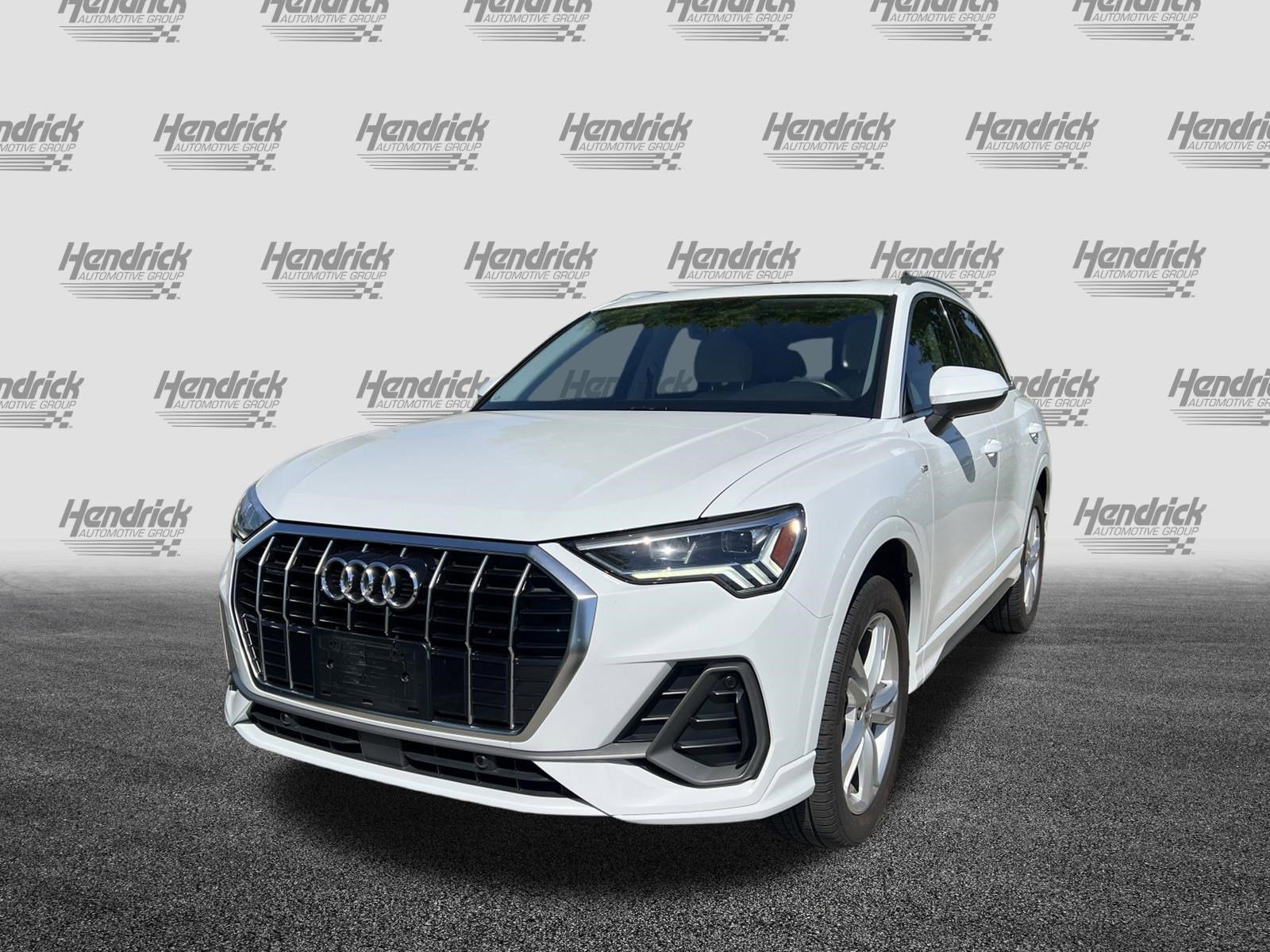 Used 2020 Audi Q3 2.0T Premium Plus image 5