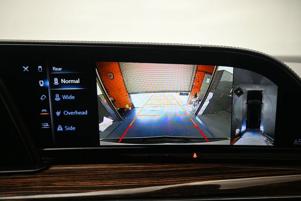 Used 2024 Cadillac Escalade ESV Premium Luxury w/ LPO, Floor Liner Package AWD/4WD image 26
