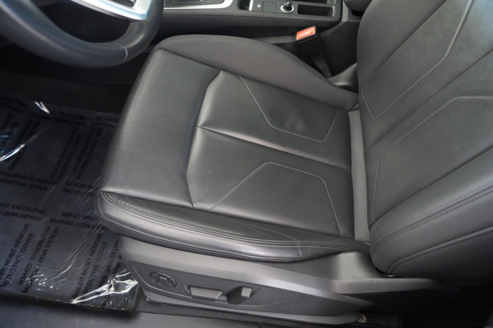 Used 2024 Audi Q3 2.0T Premium AWD/4WD image 27