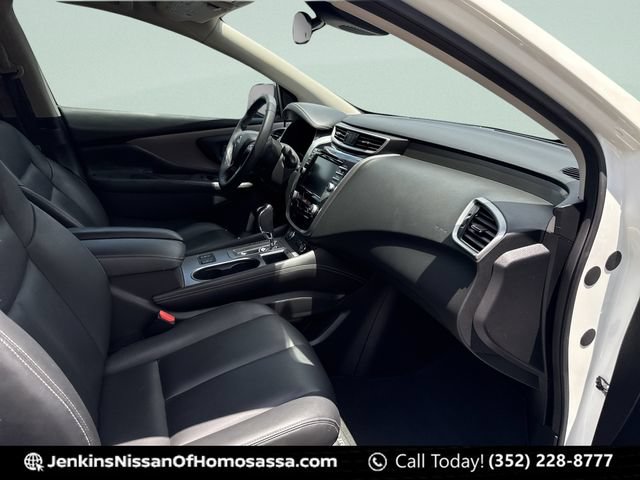 Certified 2023 Nissan Murano SV w/ SV Midnight Edition Package FWD image 19