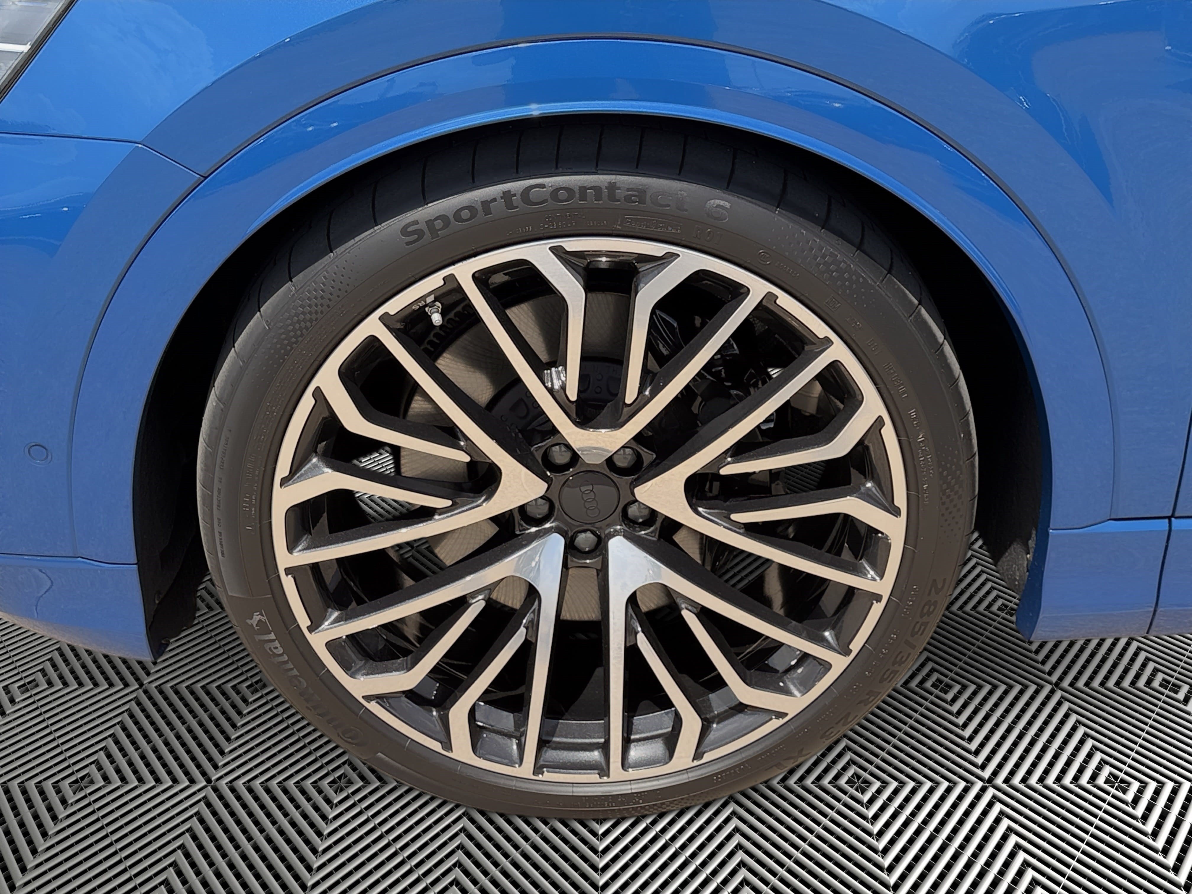 New 2026 Audi SQ8 Prestige AWD/4WD image 12