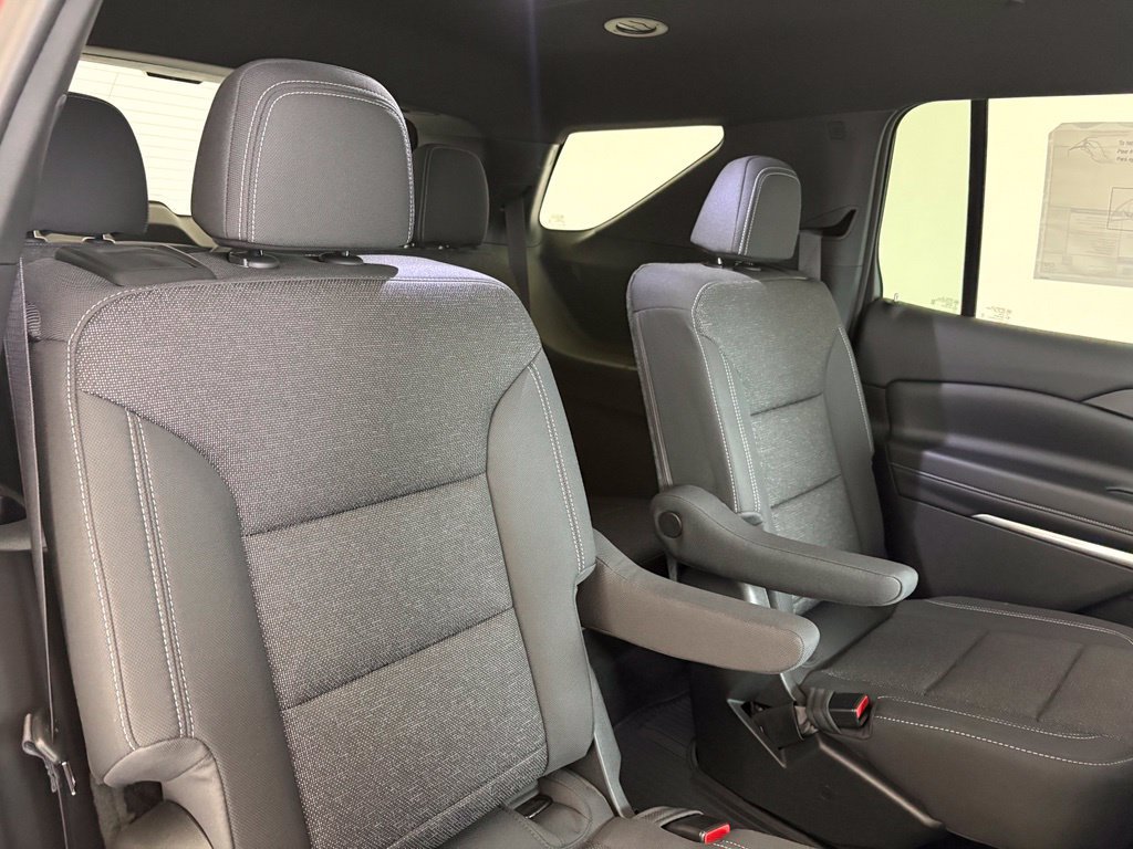 New 2027 Chevrolet Traverse LT FWD image 30