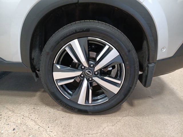 Certified 2023 Nissan Rogue SL w/ SL Premium Package image 39