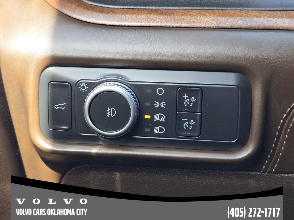 Used 2022 Ford Explorer King Ranch w/ Premium Technology Package image 22