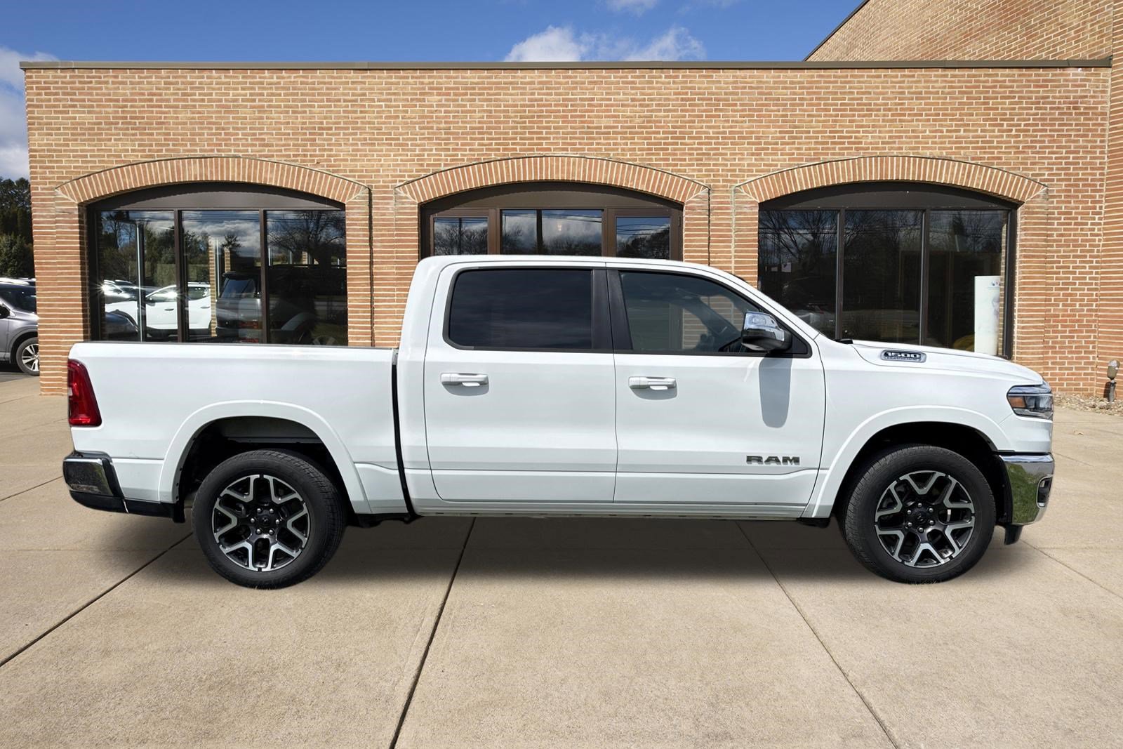 Used 2026 RAM 1500 Laramie AWD/4WD video 2
