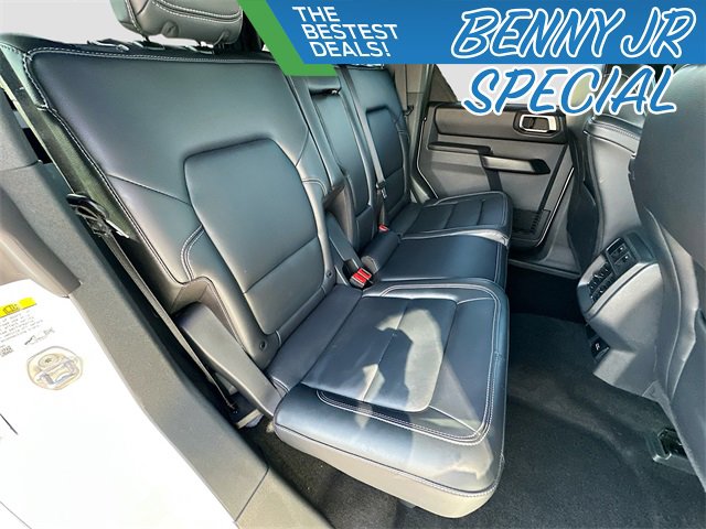 Used 2025 Ford Bronco Outer Banks image 27