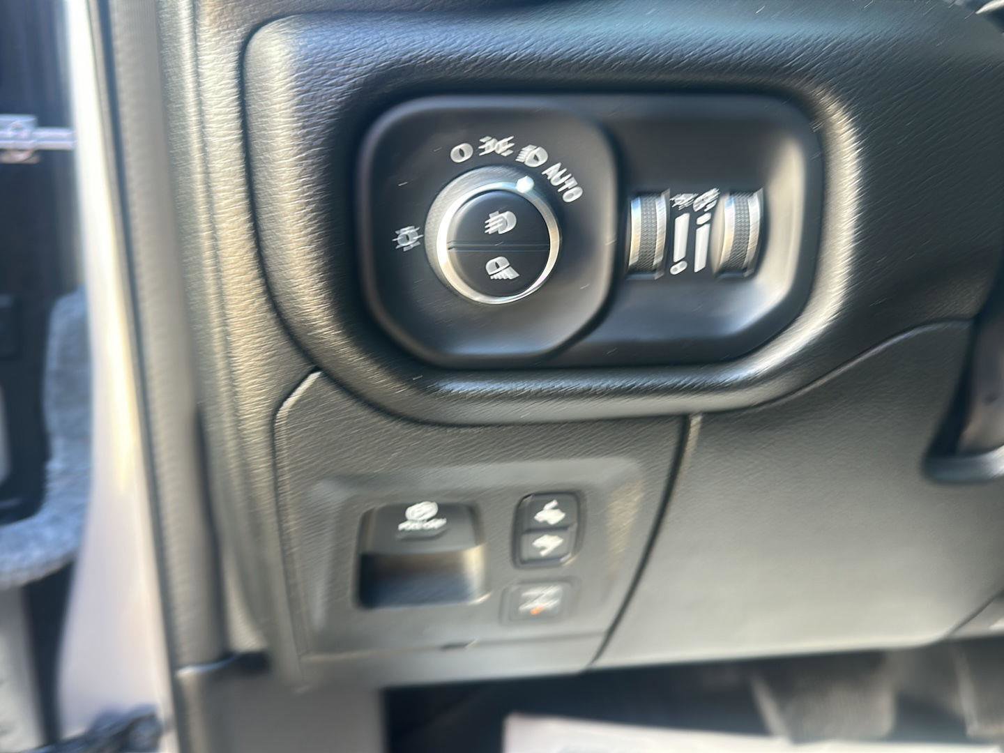 Used 2023 RAM 1500 Laramie image 19