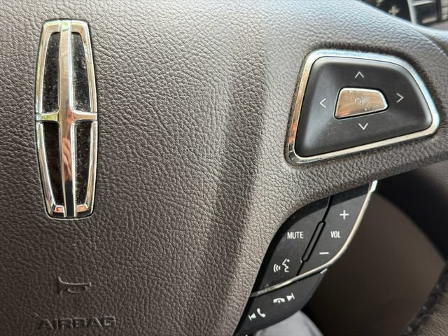 Used 2017 Lincoln MKC Premiere FWD image 27