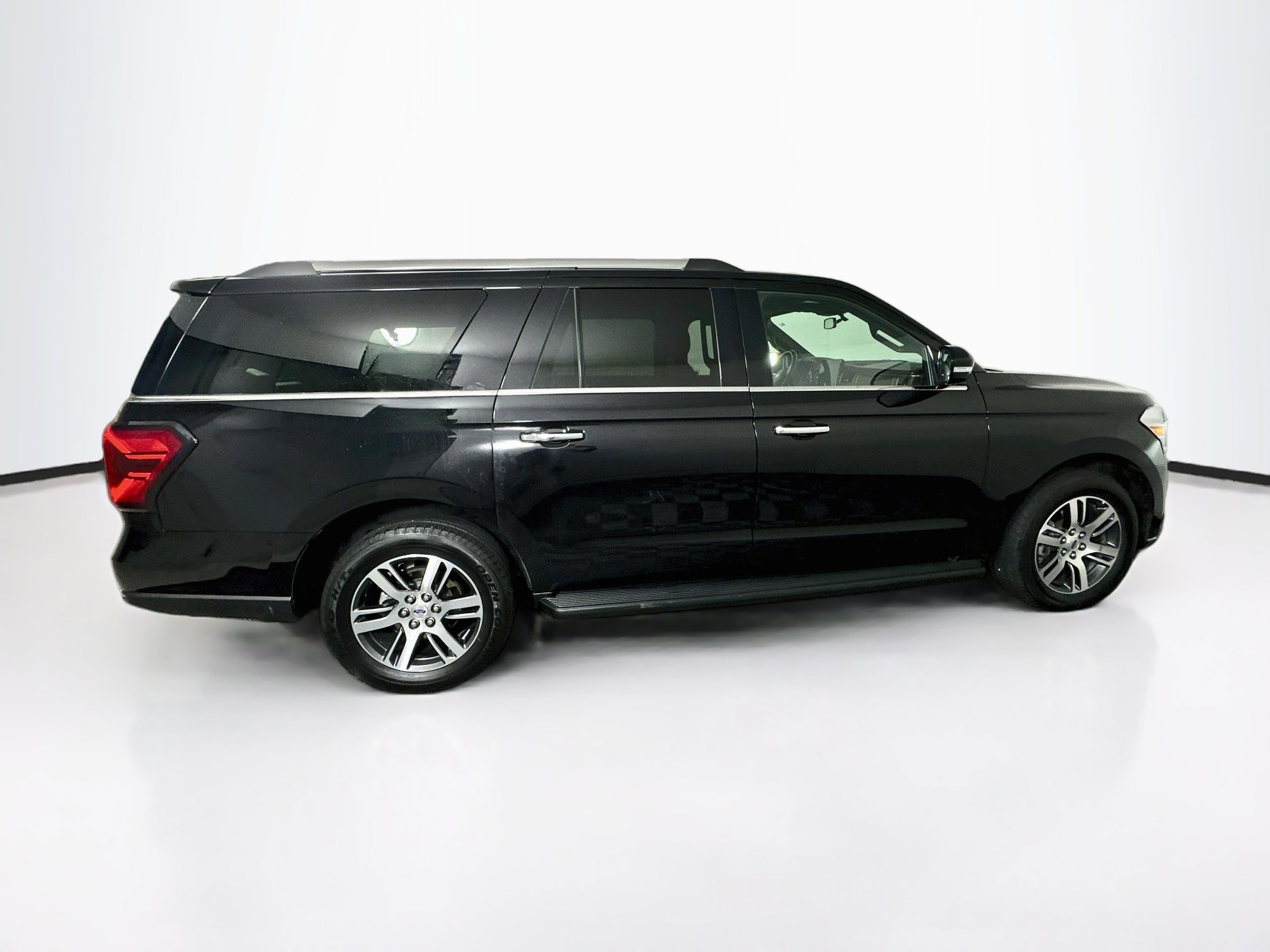 Used 2024 Ford Expedition Max Limited RWD image 10