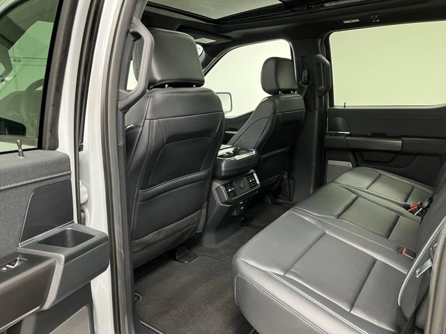 Used 2025 Ford F150 Lariat AWD/4WD image 44