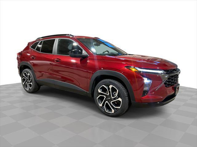 Certified 2024 Chevrolet Trax RS w/ Sunroof Package FWD image 1