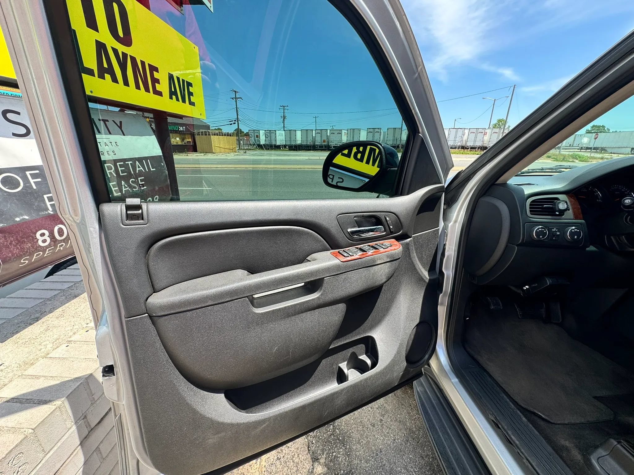 Used 2013 Chevrolet Tahoe LT AWD/4WD image 10
